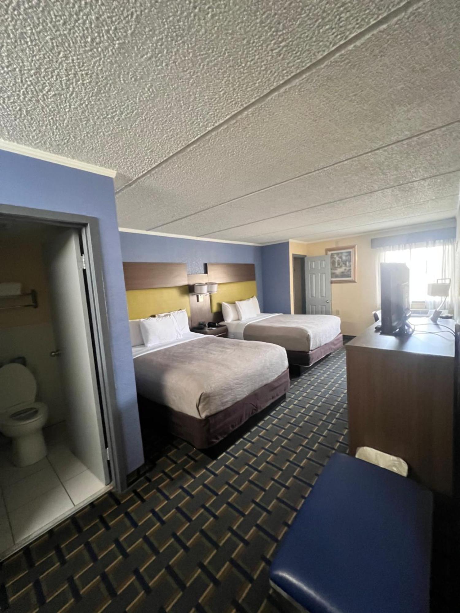 Quality Inn & Suites Near Six Flags East 애틀랜타 외부 사진